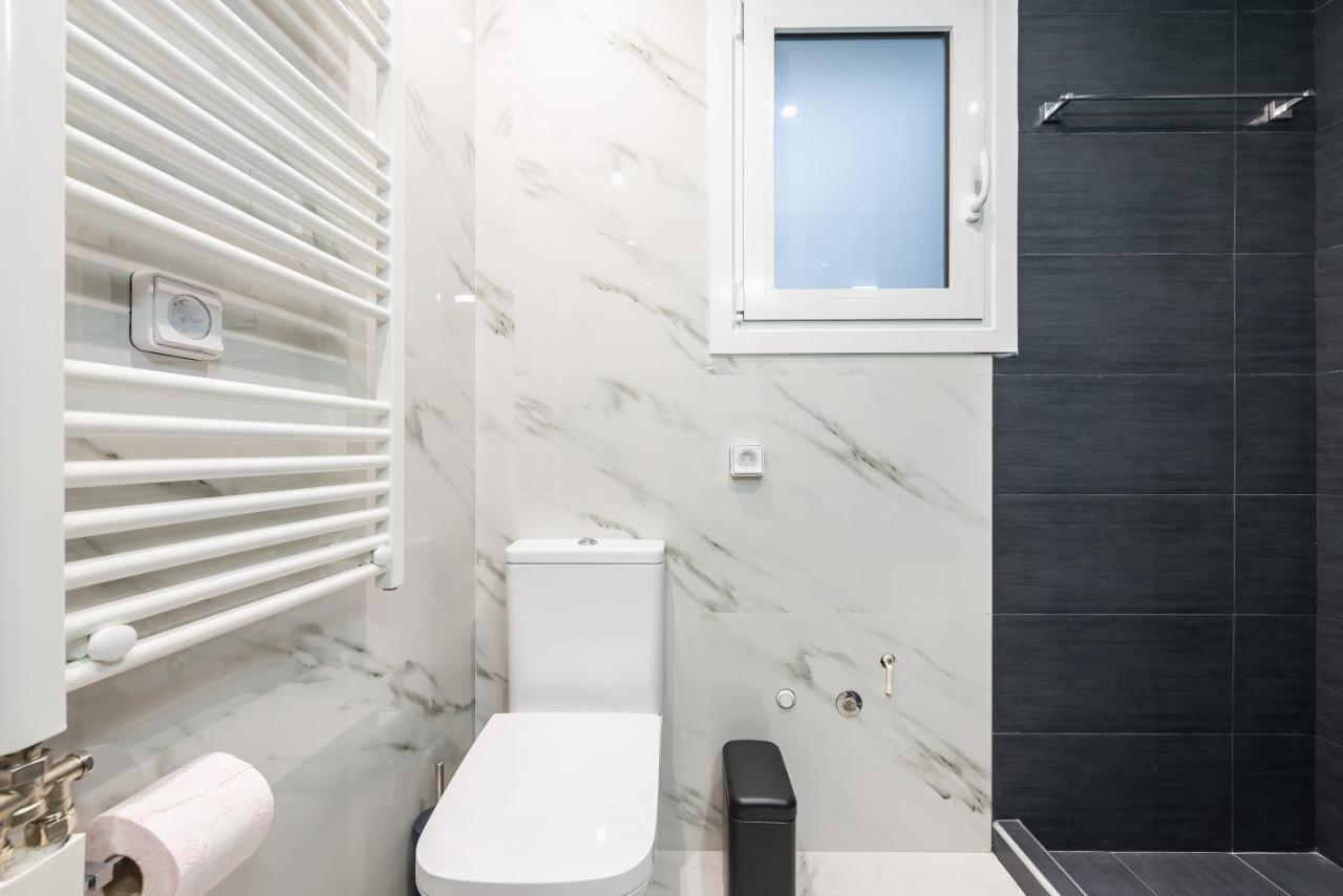 K&D Apartment In City Center Athen Eksteriør billede