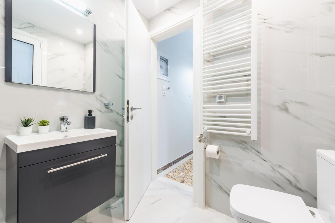K&D Apartment In City Center Athen Eksteriør billede